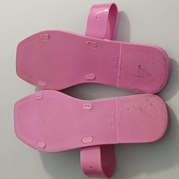 Hot Pink Jelly Sandal Flip-Flops with Chain Detail - Picture 6 of 8